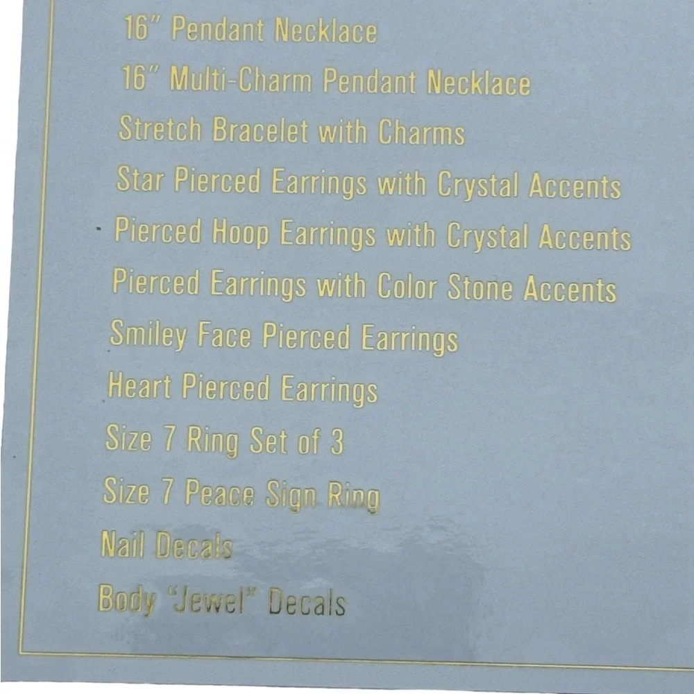 12 piece holographic jewlery set... 12‎ days of smiles